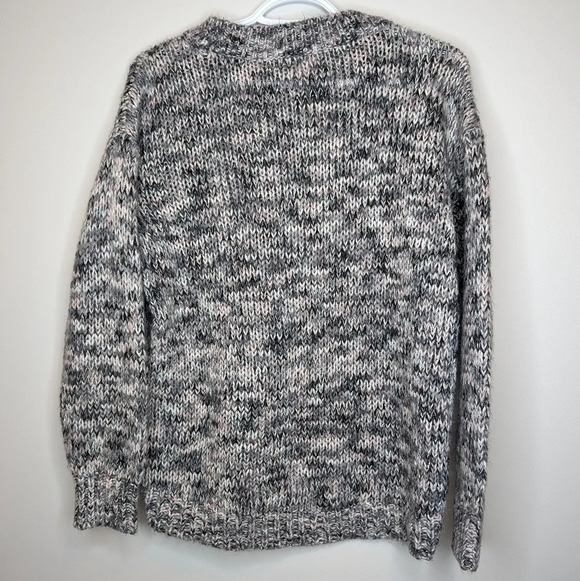 Ann Taylor LOFT Outlet Pink Grey Soft Knit Crew Sweater Woman  Small - Picture 2 of 11